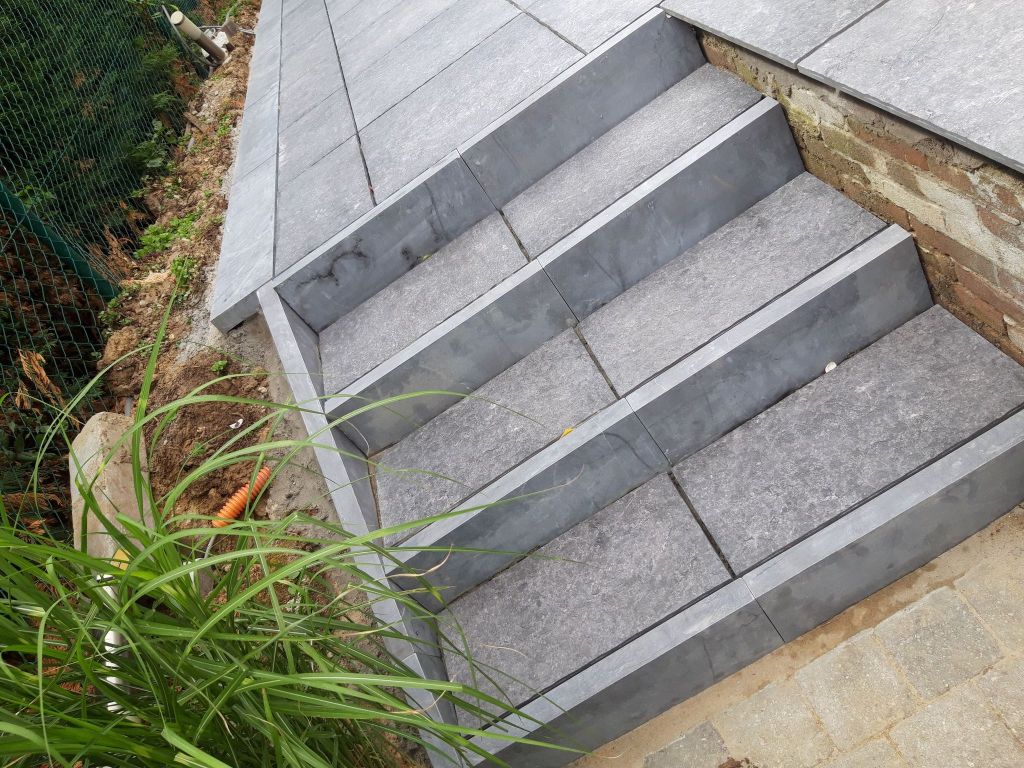 j-claes-amenagementexterieu-terasse-escalier-4-perwez