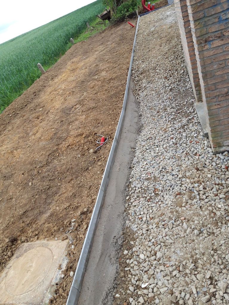 j-claes-amenagementexterieur-terasse-parking-1-perwez