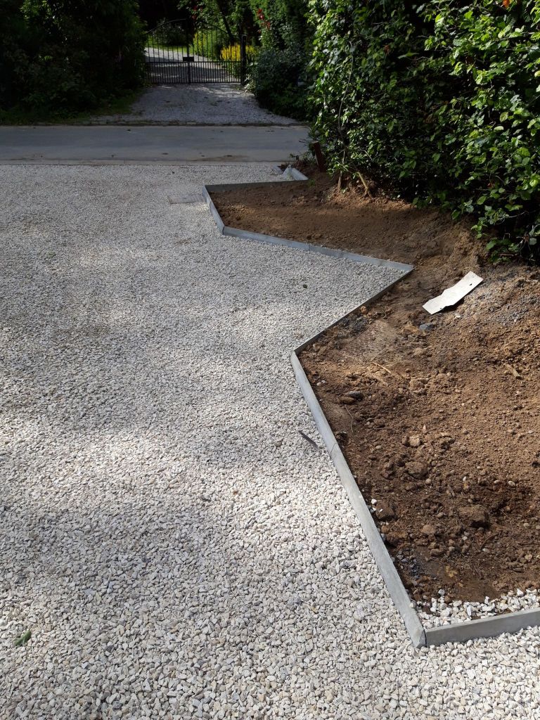 j-claes-amenagementexterieur-terasse-parking-23-perwez